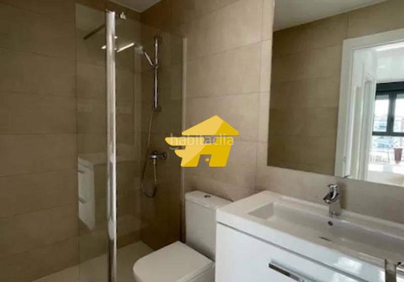 Foto fbbffdc4-1911-4211-98df-34db416fe211. Alquiler piso paseo martiricos, 30 en Martiricos - La Roca - La Rosaleda Málaga