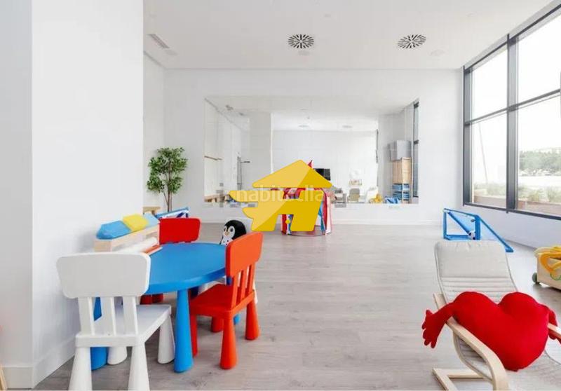 Foto 9d640920-be8f-490c-ade9-53c885a6a93c. Lloguer pis amb calefacció aparcament piscina a Martiricos - La Roca - La Rosaleda Málaga