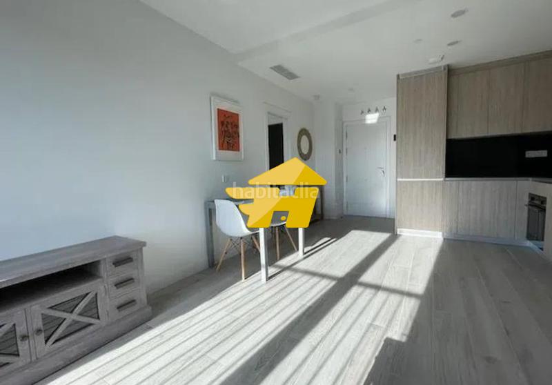 Foto e4002956-e03b-411d-ae40-e5f0f78e0250. Rent flat with heating parking pool in Martiricos - La Roca - La Rosaleda Málaga