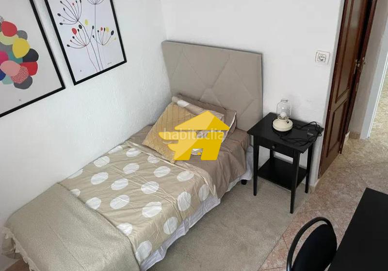 Foto 024709fd-2217-4a8e-8234-9fc04f5a1f33. Lloguer pis a Parque Victoria Eugenia Málaga