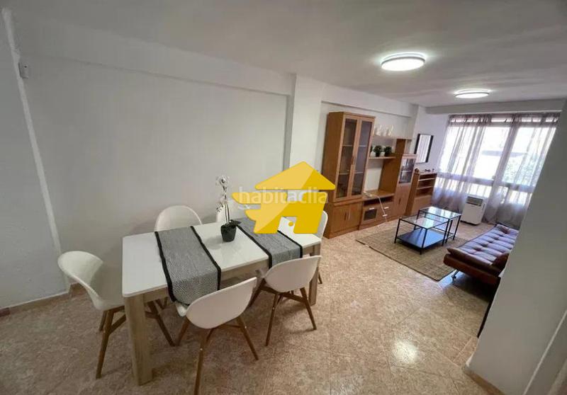 Foto 0bc06516-47ce-495e-8d3a-6745426c4b4b. Lloguer pis a Parque Victoria Eugenia Málaga