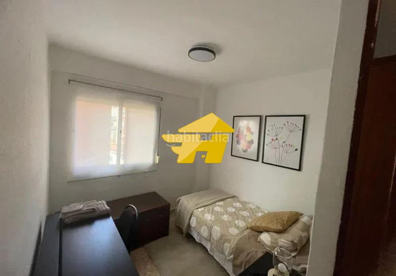 Foto 11f4fdd8-d439-4bc1-b764-ffaada83bbe6. Lloguer pis a Parque Victoria Eugenia Málaga