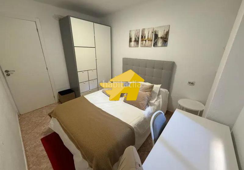 Foto 7ccfff7a-4d54-4a4b-aff8-a56f495169cc. Lloguer pis a Parque Victoria Eugenia Málaga