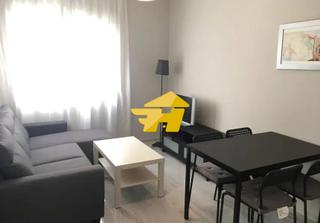 Location Appartement  Calle del doce de octubre. Calle doce de octubre