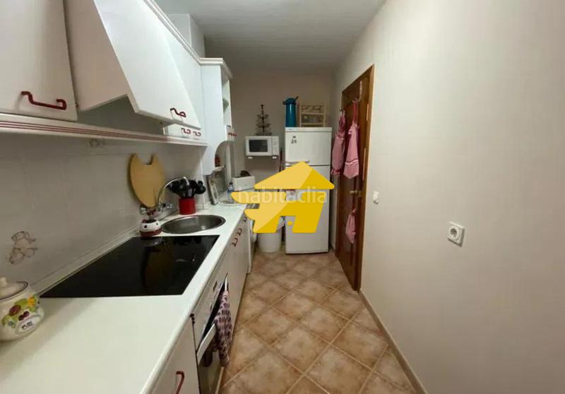 Foto bf3b2c50-c7d6-48c5-b072-53070763b2a5. Alquiler piso calle niebla s/n sn en Añoreta Baja Rincón de la Victoria