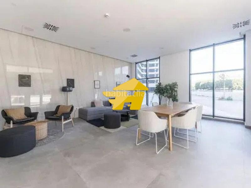 Foto 35753902-f5ab-4259-af55-fbb9533f0968. Lloguer pis amb calefacció aparcament piscina a Martiricos - La Roca - La Rosaleda Málaga