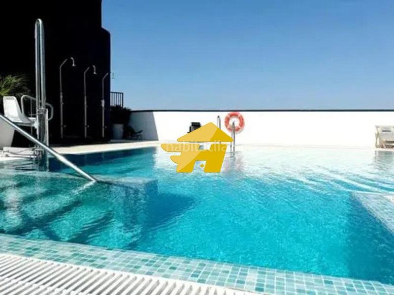 Foto 94f80ca1-0b8b-4bc5-9d47-5b583daa26f5. Lloguer pis amb calefacció aparcament piscina a Martiricos - La Roca - La Rosaleda Málaga