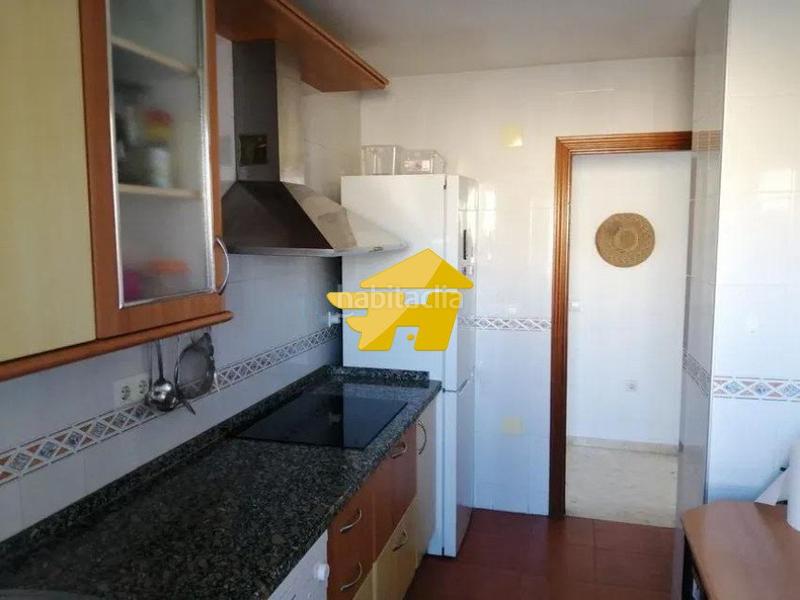 Foto e9253d45-e9c7-4fc8-858b-071a113d23f6. Alquiler piso ideal parejas en Torre de Benagalbón Rincón de la Victoria