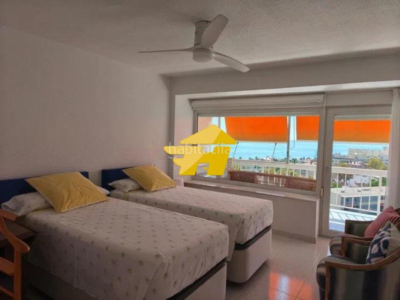 Foto 97efc796-4749-42ca-964c-3112fe26025f. Lloguer pis amb calefacció aparcament a La Carihuela - Los Nidos Torremolinos