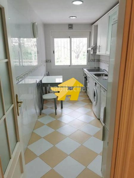 Foto 6a9f5744-6898-45d1-b05f-1cf8af5432b8. Alquiler piso ideal parejas larga temporada en Zona Centro Comercial Torrequebrada Benalmádena