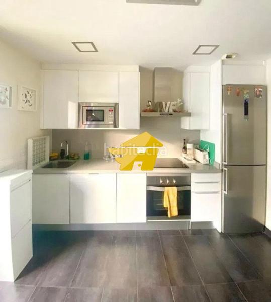 Foto 313c3cf3-44e9-43f1-a893-9ac489421120. Rent flat with heating parking pool in Poniente-Norte - Miralbaida - Parque Azahara Córdoba