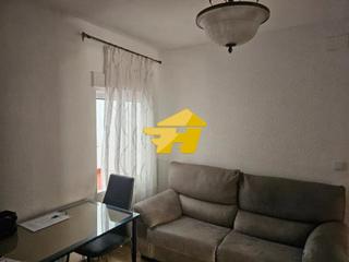 Affitto Appartamento  Calle luis valenzuela. Ideal estudiantes - parejas - o familias