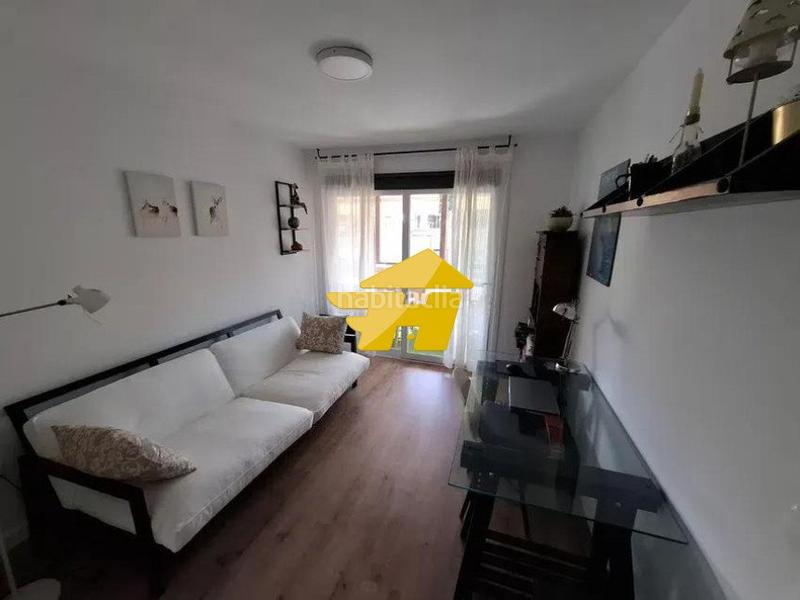 Foto d611dc9c-2f3a-47f2-ae12-50d7f41032e1. Location appartement avec chauffage parking dans Limonar Málaga