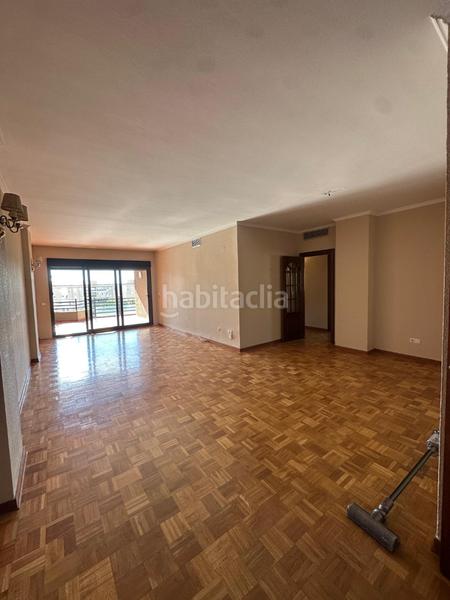 Foto 6e80e67d-cde4-4e72-bce5-2975780346ed. Rent flat with heating parking in Carranque - Haza Cuevas Málaga