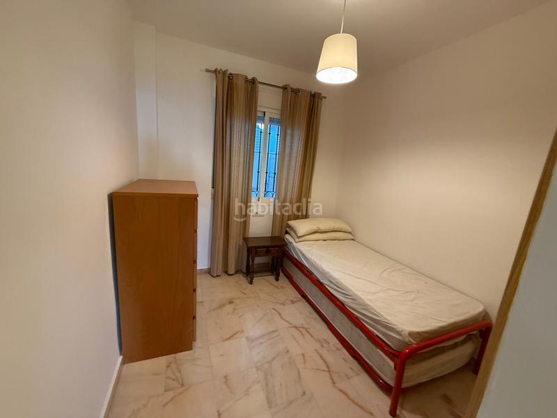 Foto f360427f-81fd-4765-bf2d-36f4c5724799. Location appartement avec parking piscine dans Los Nadales - Tio Charles Benalmádena