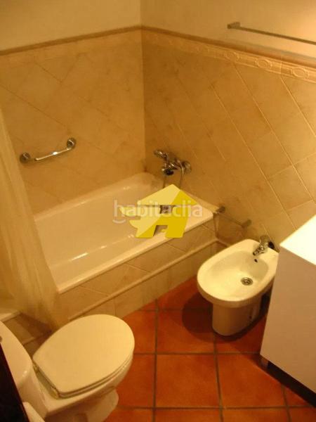 Foto 6f88994a-7db0-473f-bcd5-0df94968ed89. Rent house with heating parking in casco histórico - ribera - san basilio Córdoba