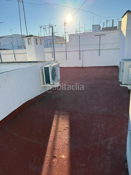 Foto 100c9db9-ca78-4f92-9c72-74f98a141f3d. Appartamento con riscaldamento in Ciudad Jardín - Zoco Córdoba