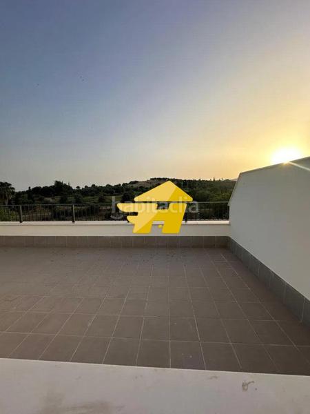 Foto a6509325-e91f-4038-9f20-708b8177a979. Lloguer àtic amb calefacció aparcament piscina a Córdoba