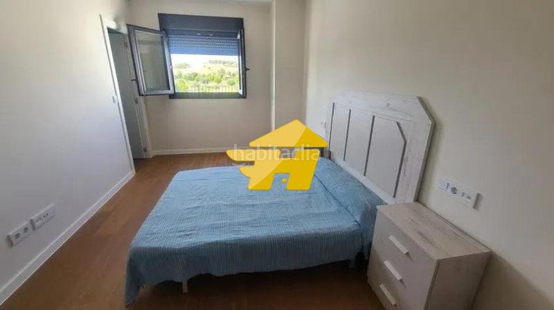 Foto 14353170-8865-4164-9d2c-a06b70619e96. Location attique avec chauffage parking piscine dans Córdoba