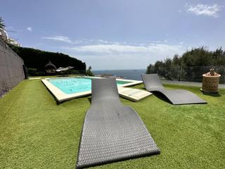 Chalet à San García. Chalet en el faro de punta carnero
