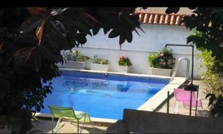 Chalet en Los Pinos. Venta chalet independiente con piscina en colonia san miguel