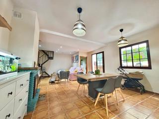 Rez-de-chaussée à Barrios (Los). Venta vivienda planta baja en los barrios