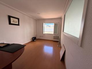 Büro in Casco Antiguo. Venta oficina centro de algeciras
