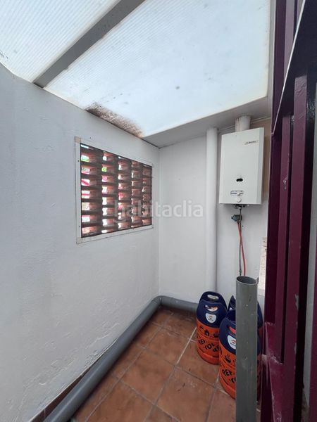 Foto 4e8b6df9-1c53-4b59-a726-5e9408a7520e. Casa amb aparcament a Bajadilla - Fuente Nueva Algeciras
