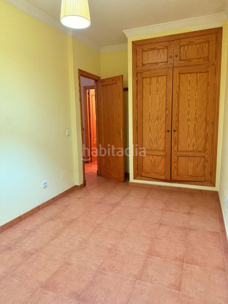 Foto 71d2582b-1231-49fa-b737-6e9400663091. Casa amb aparcament a Bajadilla - Fuente Nueva Algeciras