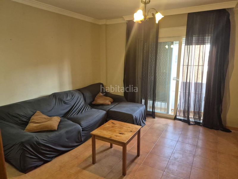 Foto b6642d9e-7cfa-4bdd-b7fc-c86f35117e24. Casa amb aparcament a Bajadilla - Fuente Nueva Algeciras