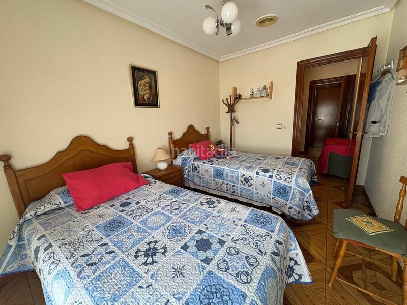 Foto ee4d667c-0b3a-43c9-8e3f-b8d11f9a6ff6. Etagenwohnung in Casco Antiguo Algeciras