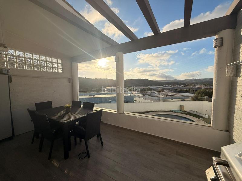 Foto fbf710e9-1aaf-4cab-91a7-a7227ce42277. Chalet avec parking dans Taraguilla-Estación San Roque