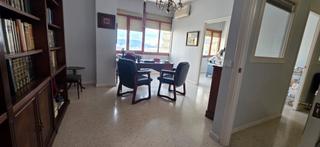 Oficina a Casco Antiguo. Oficina en edificio plaza alta