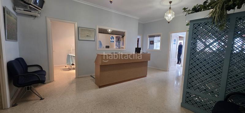 Foto f2faff61-c599-4081-b7fb-979606d3a81d. Oficina a Casco Antiguo Algeciras