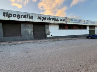 Local Comercial a Casco Antiguo. Local comercial 684 m2.