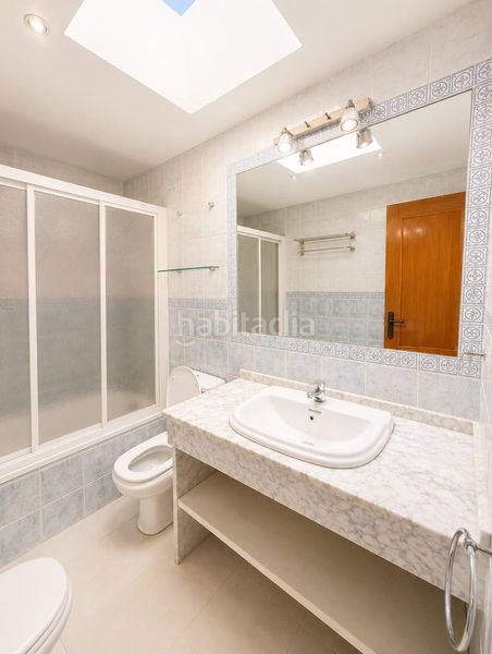 Foto 89868f90-f4c3-422c-802a-6e87b33d957d. Casa amb piscina a El Rinconcillo Algeciras