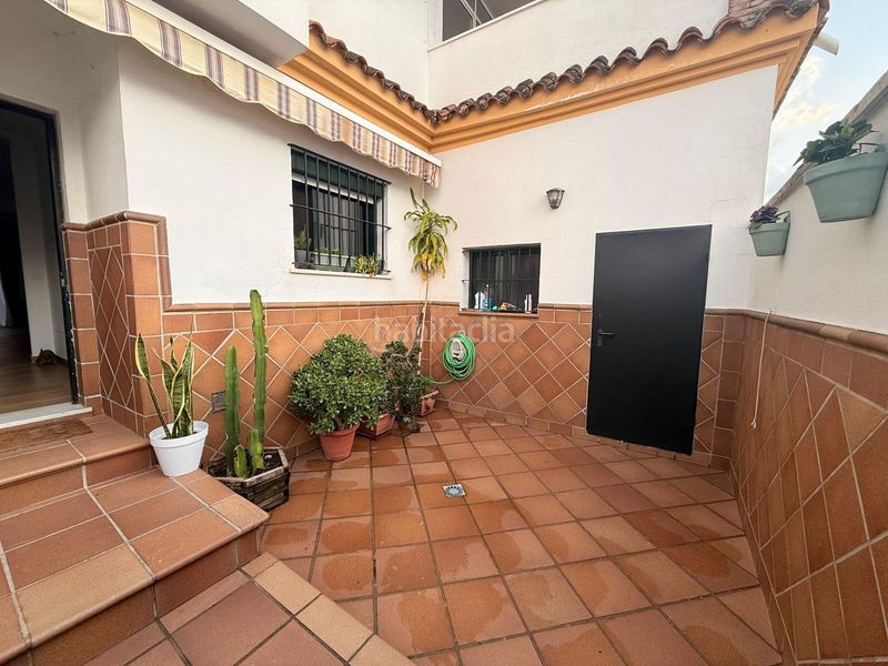 Foto 039d4da3-4446-46d0-b4f8-393dca177086. Casa adossada amb aparcament piscina a La Granja - La Colina - Los Pastores Algeciras