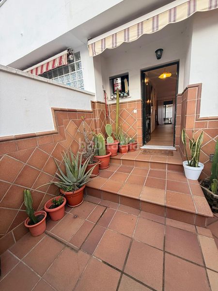 Foto 42491ab6-77df-458b-8242-0c5d0ac0366e. Casa adossada amb aparcament piscina a La Granja - La Colina - Los Pastores Algeciras