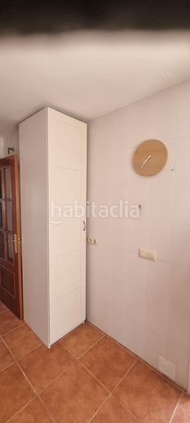 Foto a0fbc2fe-e1ea-43c0-b7e3-fdb5ac830a69. Casa adossada amb piscina a San Bernabé Algeciras