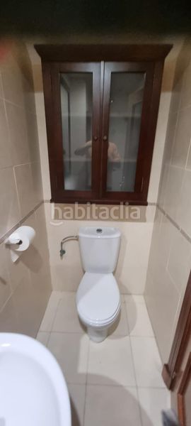 Foto f3917ea3-ad1f-4c7e-a5c7-4422b129864a. Casa adossada amb piscina a San Bernabé Algeciras