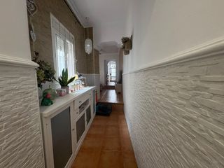 Maison à Casco Antiguo. Piso 2 dormitorios en barrio san isidro