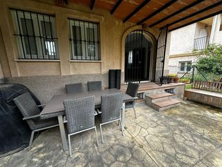 Casa aparellada a La Alcaidesa. Chalet pareado en la alcaidesa