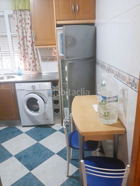 Foto 406891ea-0a12-47fd-b7a0-3a8eeac12989. Planta baixa a San Bernabé Algeciras