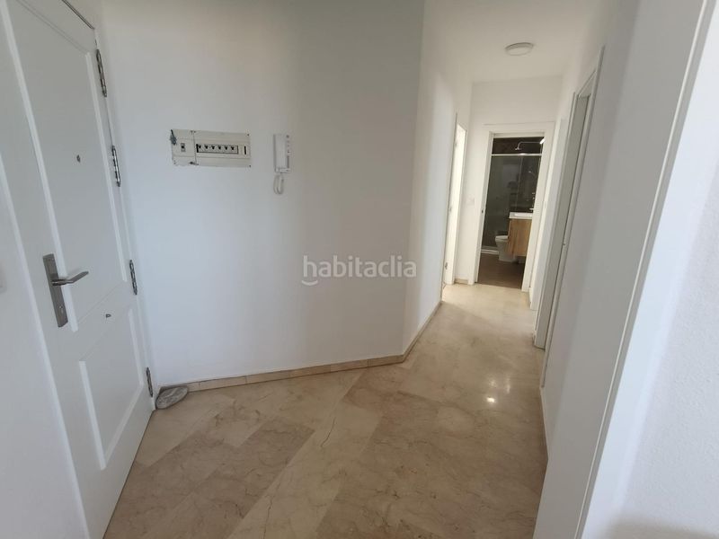 Foto 0886b924-8250-43cd-9935-94a8ada2b1cc. Piso  2 dormitorios edificio mayola en San García Algeciras