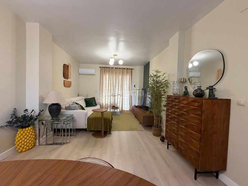 Foto b8d889a1-4181-4e2f-a82e-151492ba4eeb. Casa adossada amb calefacció aparcament piscina a Algeciras