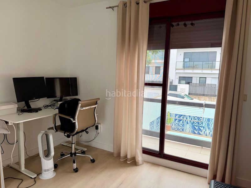 Foto fa861c3b-9ece-4eec-966a-ede3ab73ff36. Casa adossada amb calefacció aparcament piscina a Algeciras