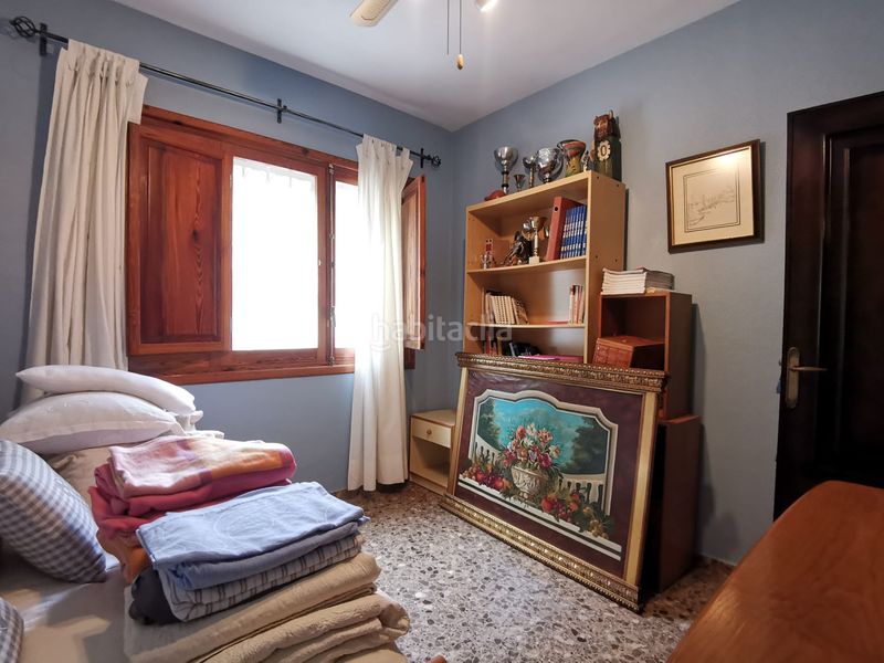 Foto be102579-1d05-4abf-8cc5-cb98551ff059. Chalet en Centro Pedreguer