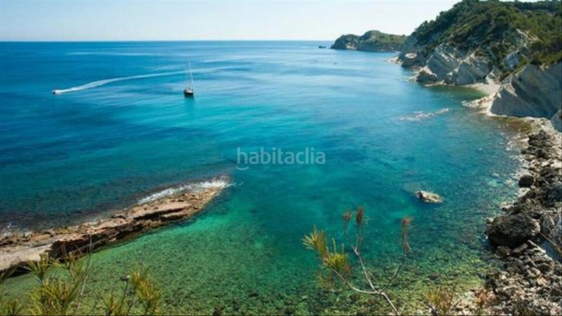 Foto a78d89ce-4839-4251-90b2-0f4319a724b0. Masia amb calefacció aparcament piscina a La Granadella - Costa Nova Xàbia
