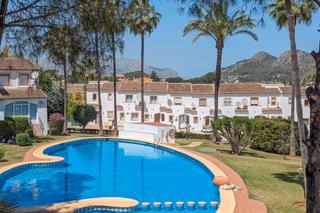 Casa adossada a Pedreguer