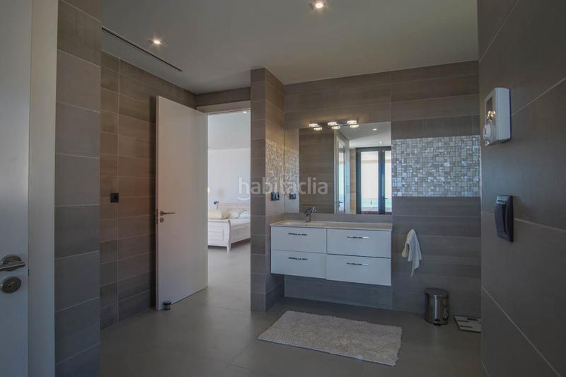 Foto 3e82dc5e-9558-492a-9e7e-afc16bcfa4e5. Masia amb piscina a Altea la vella Altea